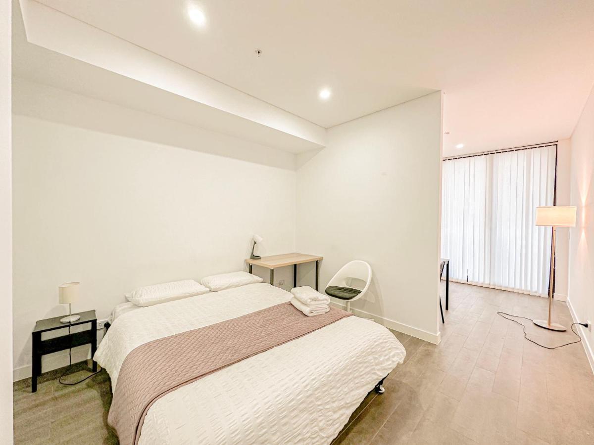 Burwood Studios At St Luke Square Sydney Bagian luar foto