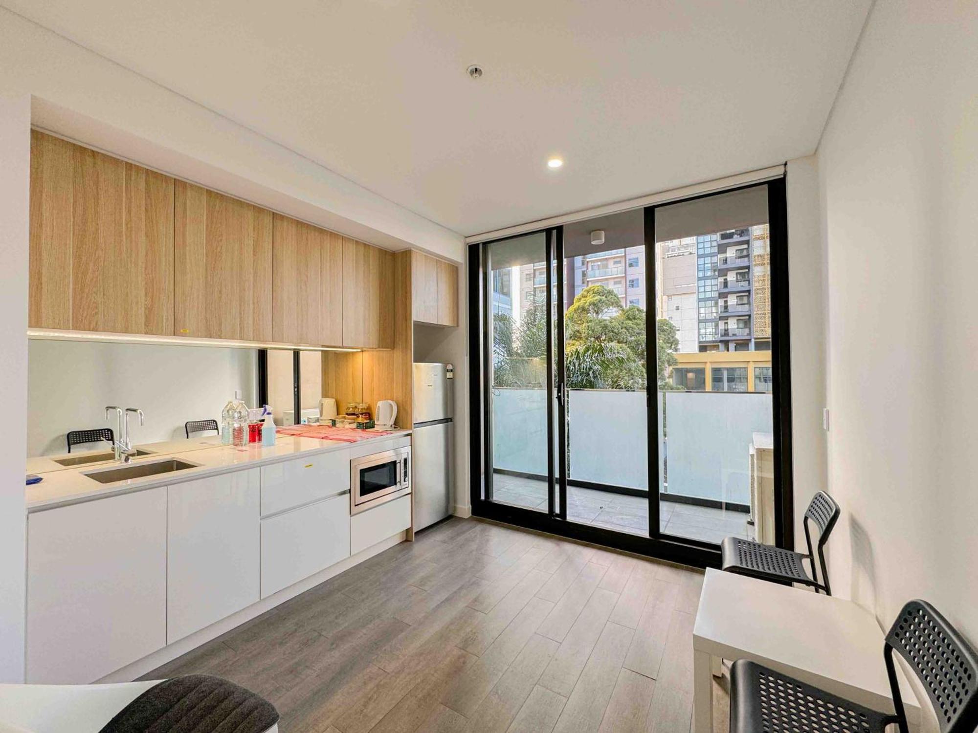 Burwood Studios At St Luke Square Sydney Bagian luar foto